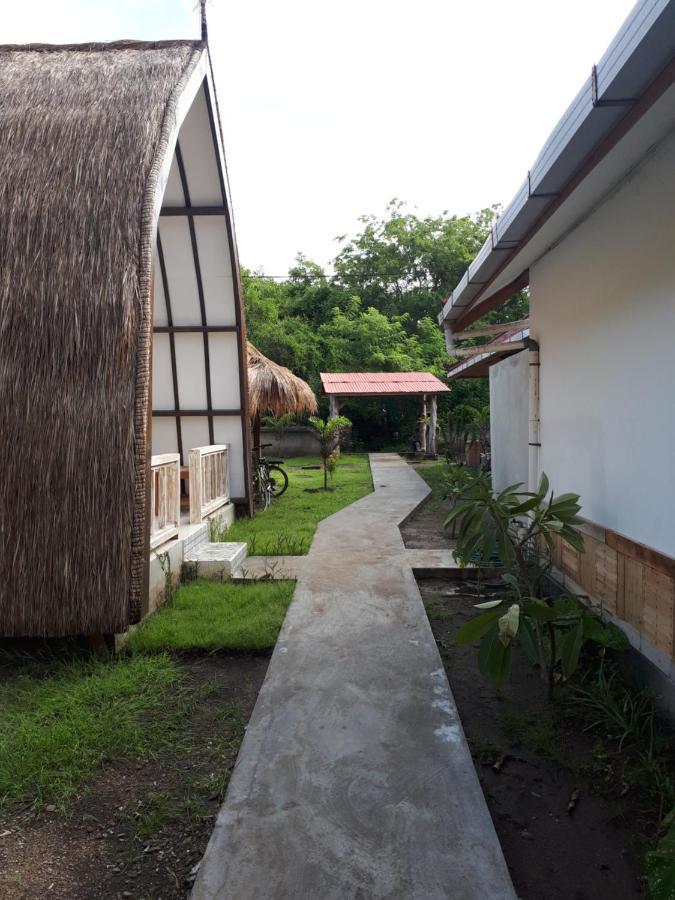 Coco Bale Hotel Gili Meno Bagian luar foto