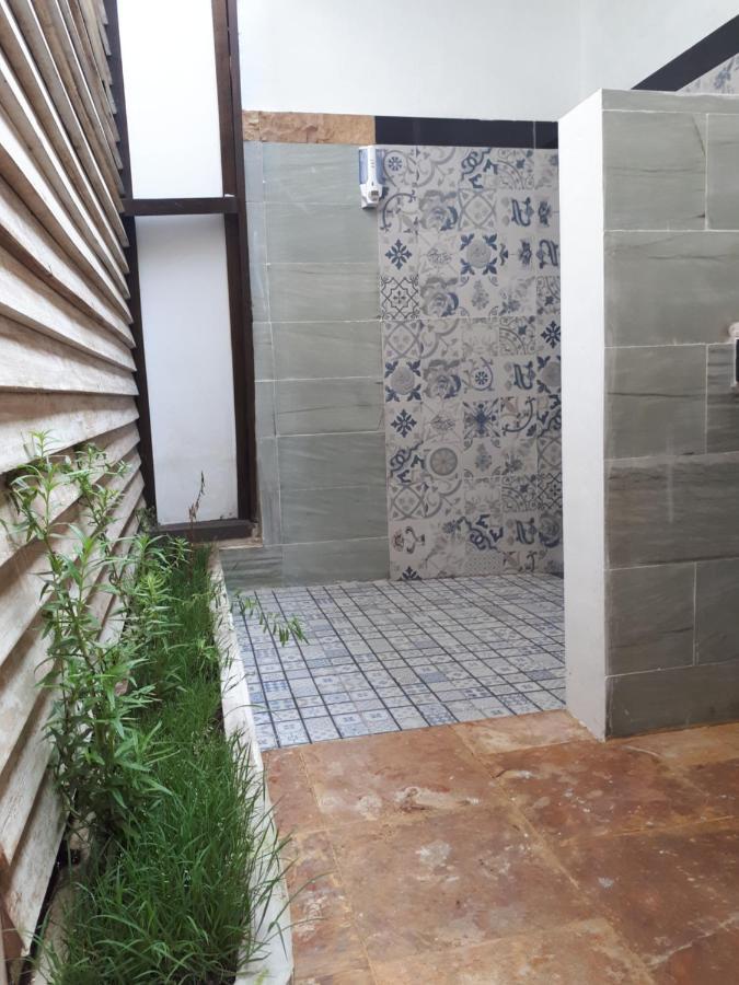 Coco Bale Hotel Gili Meno Bagian luar foto