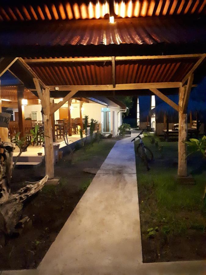 Coco Bale Hotel Gili Meno Bagian luar foto