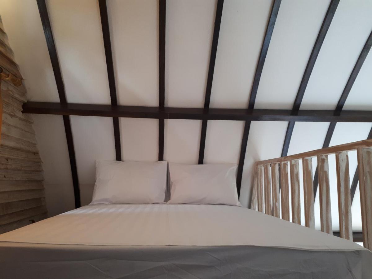 Coco Bale Hotel Gili Meno Bagian luar foto
