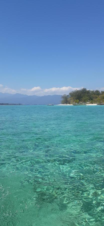Coco Bale Hotel Gili Meno Bagian luar foto